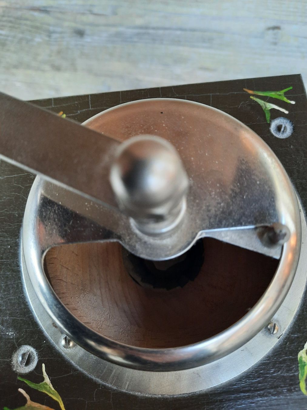 Elettrodomestici da cucina: Schön bemalte Kaffeemühle – Usato da Weinfelden venduto da JoeBaer 3
