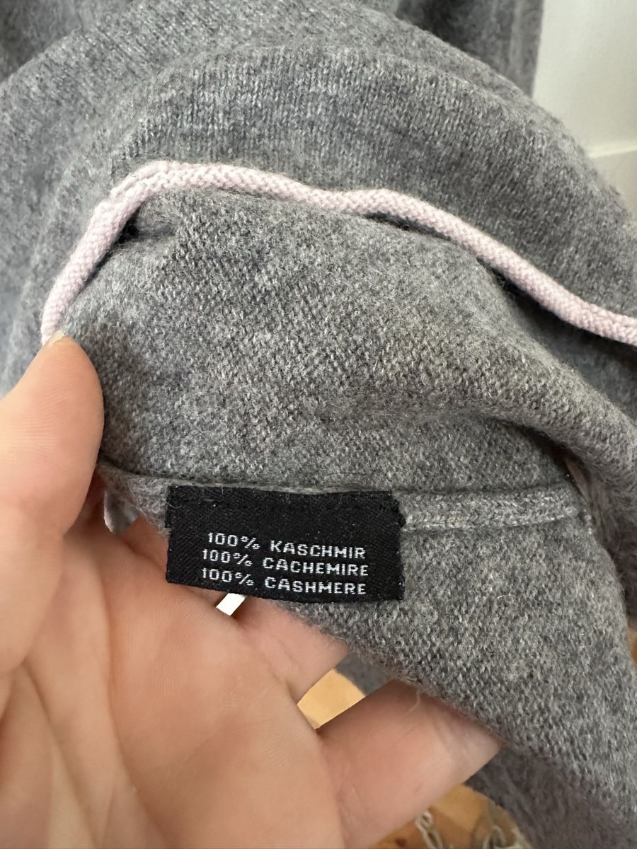 Tops: Pull en cachemire – D'occasion à La Chaux-de-Fonds par lenchzer 2