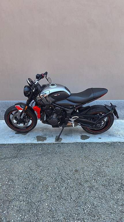 Route: Triumph tridend 660 – D'occasion à Vuadens par ber_2zx9 3