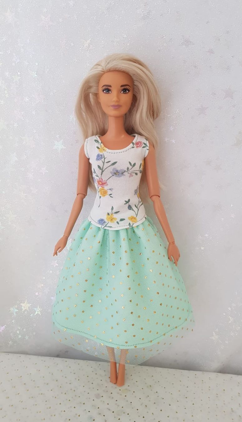 Poupées: Barbie Kleider – Neuf (Voir description) à Lachen SZ par Sakura4hime