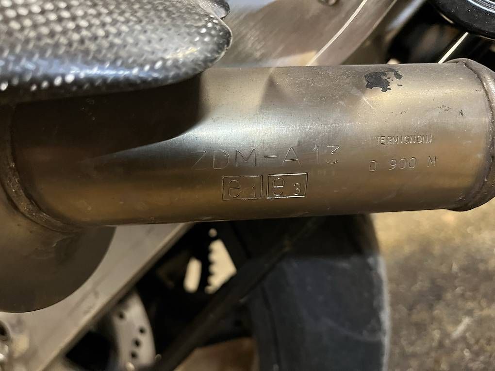 Sistemi di scarico: Auspuff Ducati Monster Carbon – Usato da Hohentannen venduto da Jfblade 3