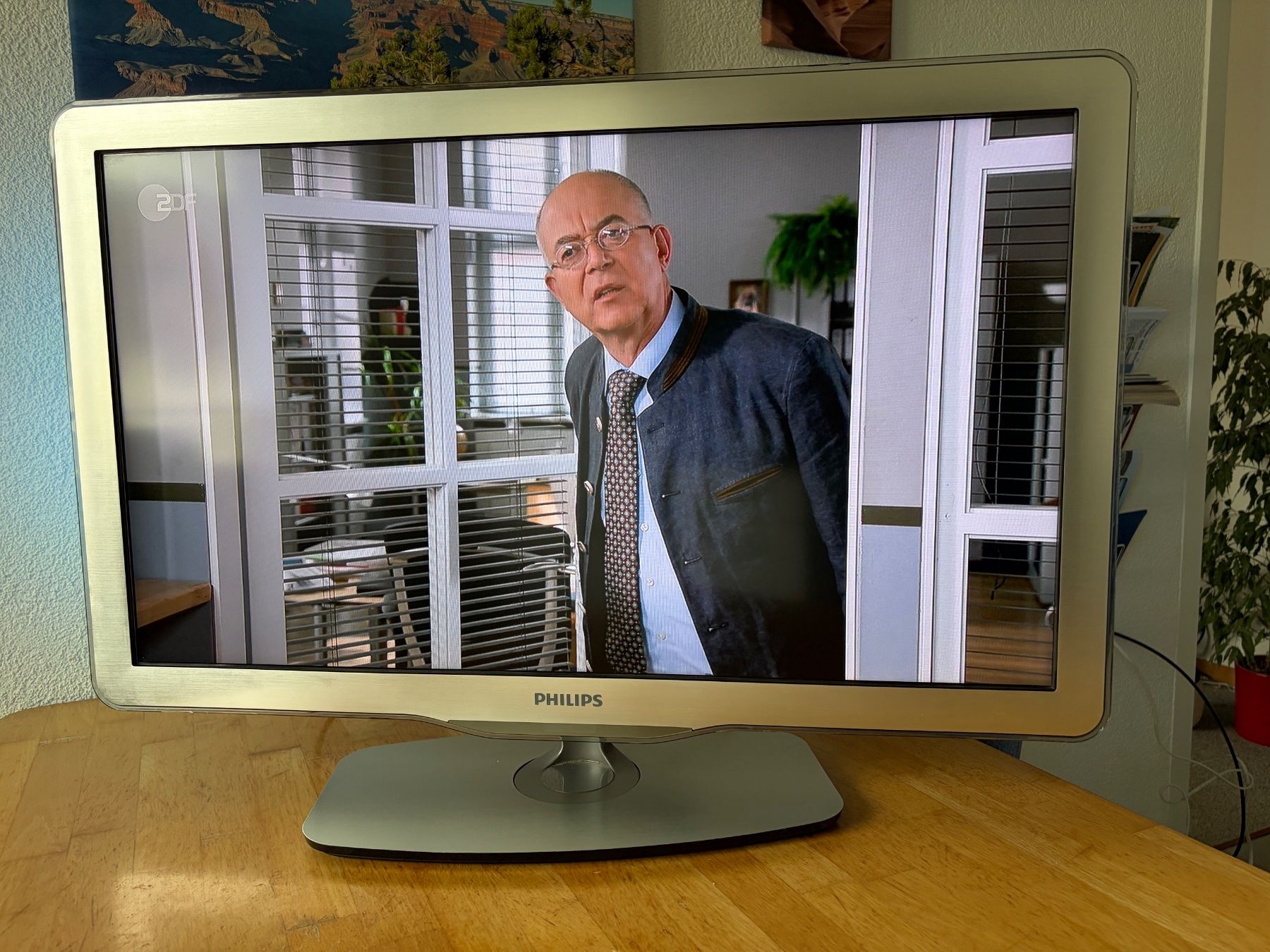 Philips Fernseher: Philips Flat TV 32Zoll zum Schnäppchenpreis – Gebraucht aus Bern von Imasthe 4