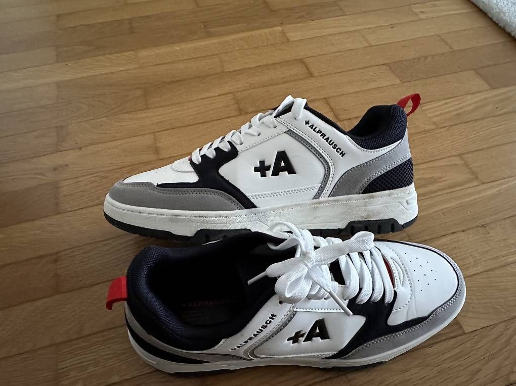 Scarpe da uomo: Männer Schuhe 44 – Usato da Abtwil SG venduto da leon-77 2