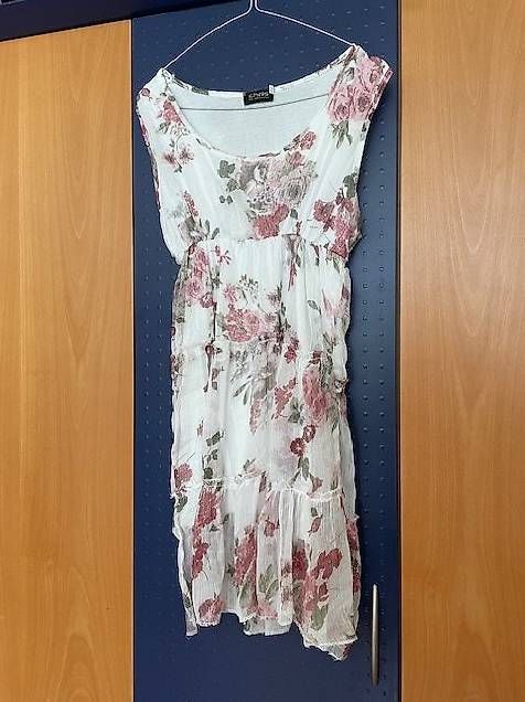 : Sommerkleid Gr M/L – Usato da St.Gallen venduto da NOVEMBER01