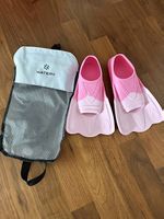1 paar Schwimm Flossen zu verkaufen!