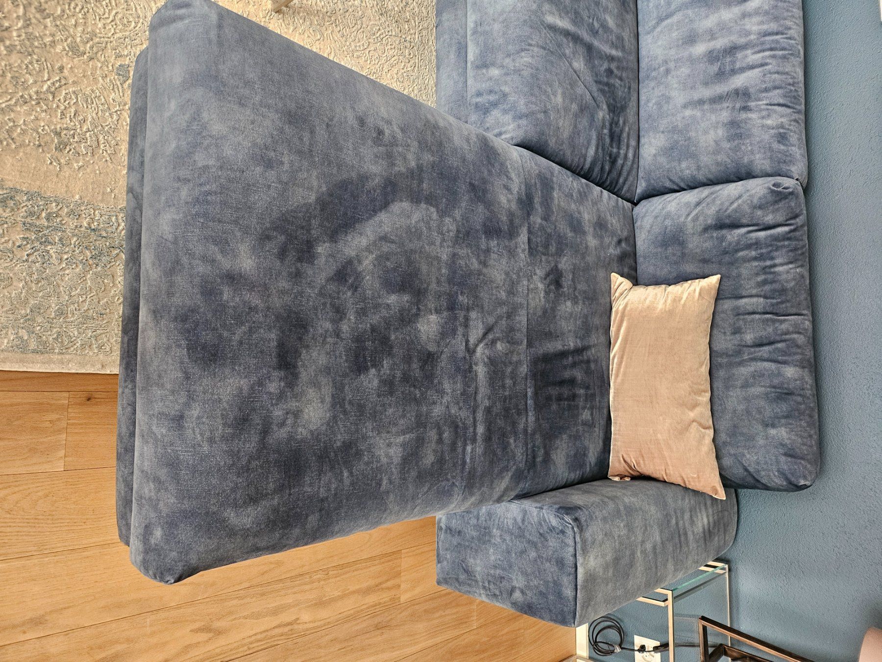 Divani: Box-Spring Samt-Sofa – Usato da Cham venduto da Claudine73 1