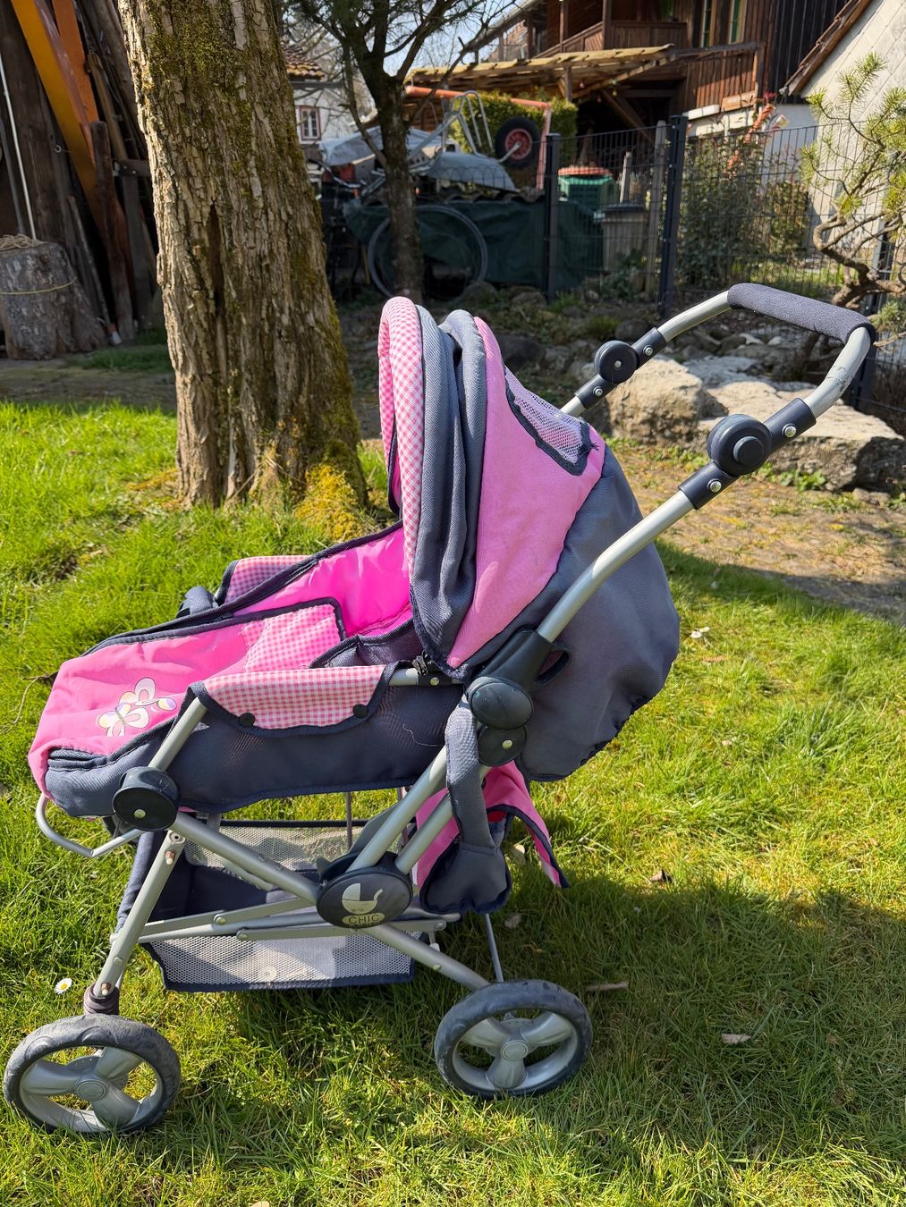 Carrozzine per bambole: Puppenwagen Chic 2000 – Usato da Effretikon venduto da Saendu24