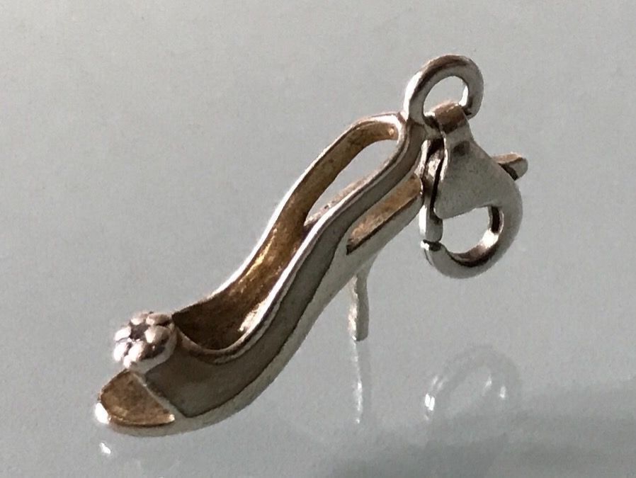 Thomas Sabo Pendentifs: THOMAS SABO - HIGHHEELS - SANDALE - Silber 925 – D'occasion à Buchs AG par fischli610 4