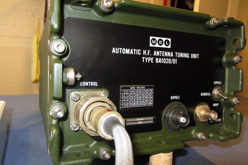 Military Automatic Antenna Tuning Unit BA 1020/01 NOS Kaufen auf Ricardo