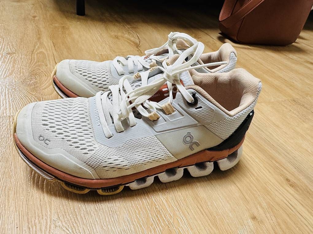 Scarpe da donna: Basket ON pointure 36 – Usato da Rue venduto da AnaNad 2