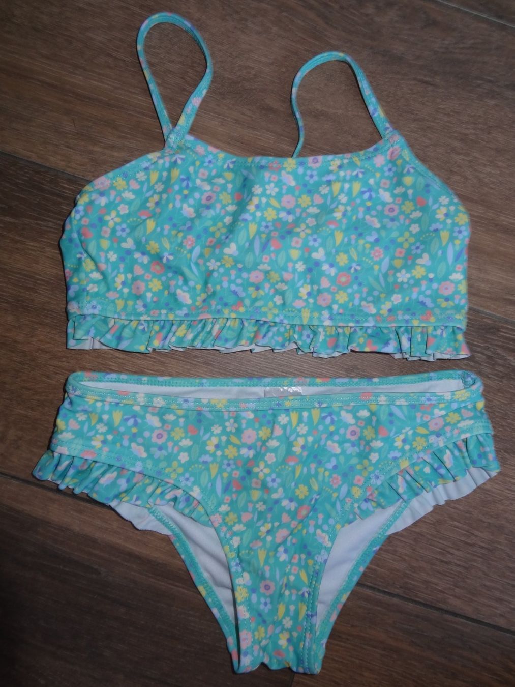 Badekleider & Bikinis: Maillot 2 piéces taille 122/128 – Gebraucht aus Satigny von salvatore73