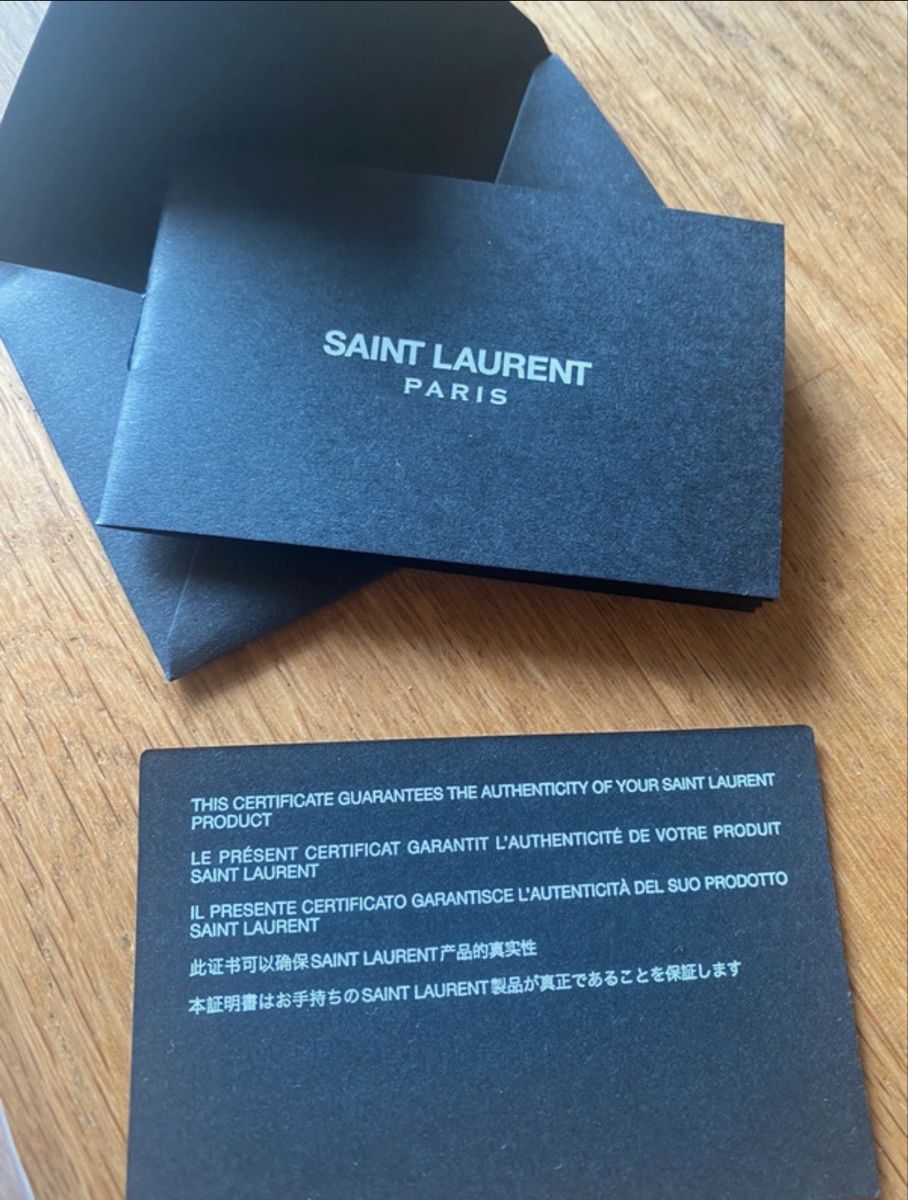 Saint Laurent Occhiali & Lenti: Occhiali Saint Laurent – Nuovo e nell'imballaggio originale da Bellinzona venduto da ser_6vd6 1