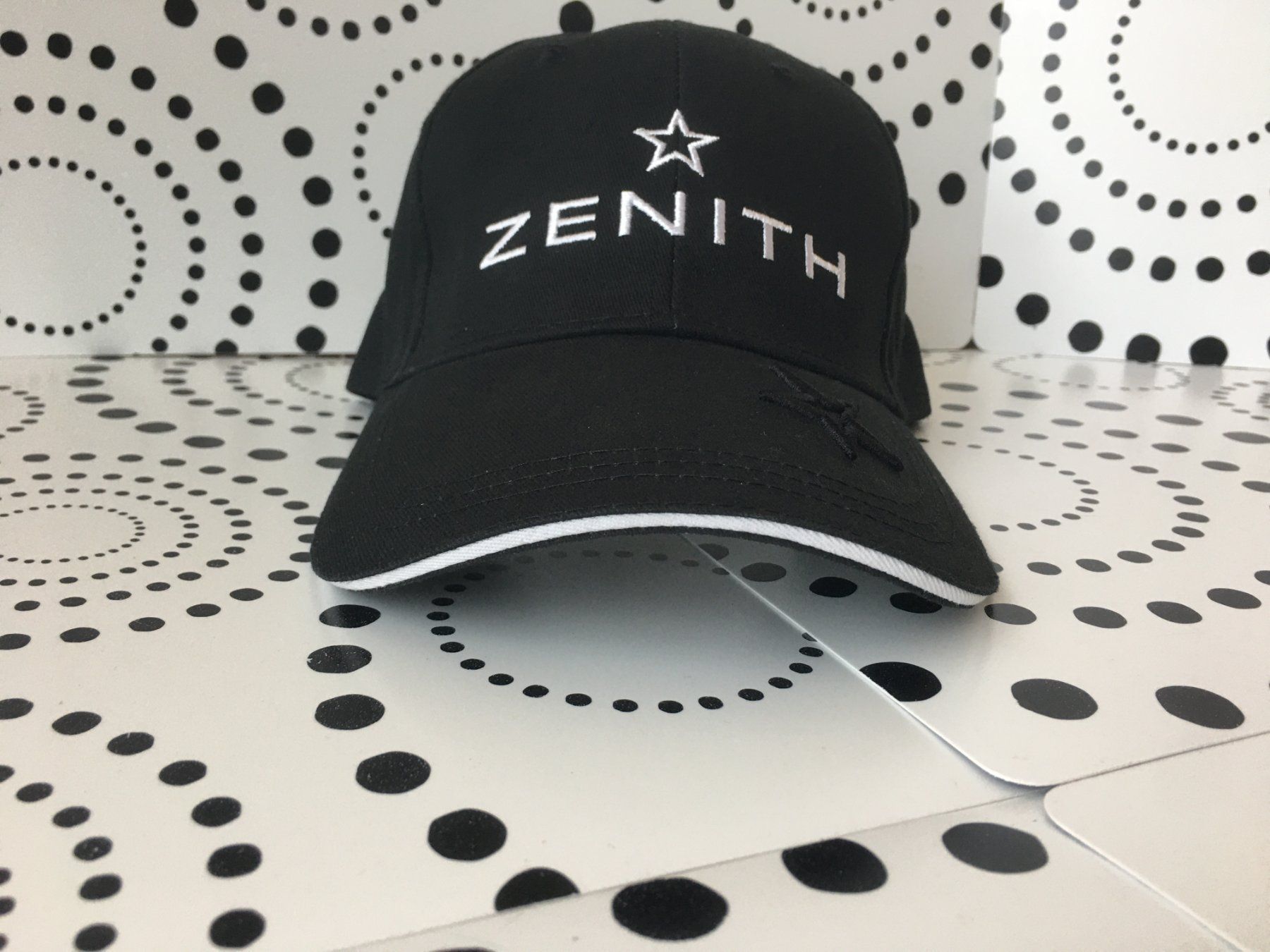 Altro in  Abbigliamento & Accessori: ZENITH - CAP - CASQUETTE - KAPPE - MÜTZE - NEW !!! – Nuovo e nell'imballaggio originale da Epalinges venduto da dream-watch 2