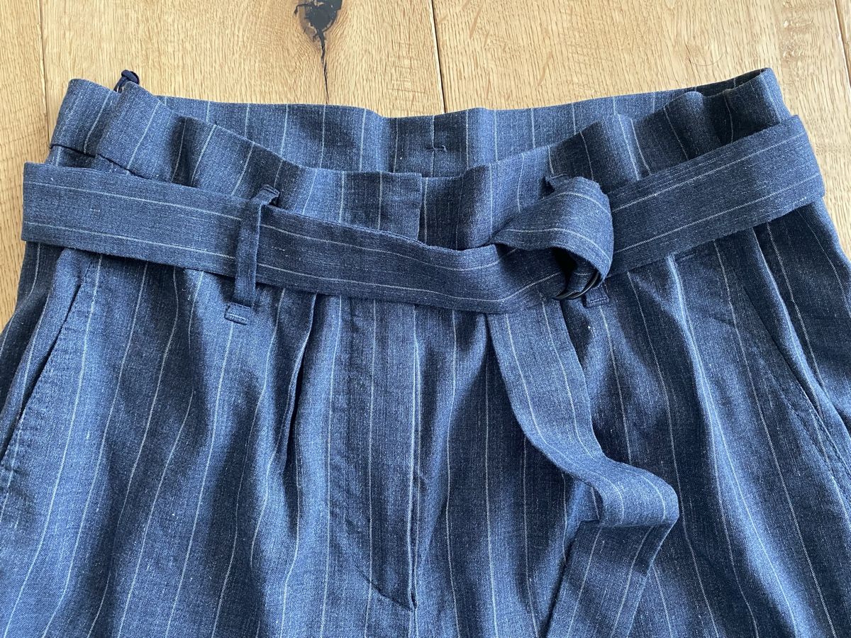 Brunello Cucinelli Pantalons: Brunello Cucinelli 7/8 Hose Leinen mit Wolle – Neuf (Voir description) à Ittigen par 132465