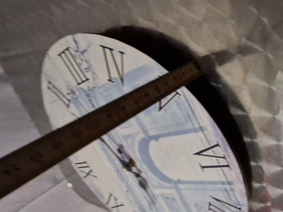 Uhren: Wanduhr mit Paris Motiv, Durchmesser 33cm – Gebraucht aus Oensingen von Urs0127 4