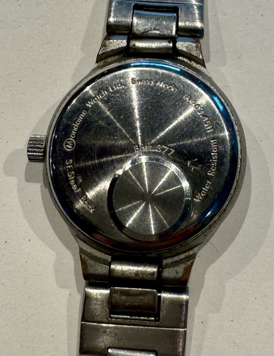 M-Watch Orologi: Damenuhr, Edelstahl – Usato da Balgach venduto da Pumuckl03 2