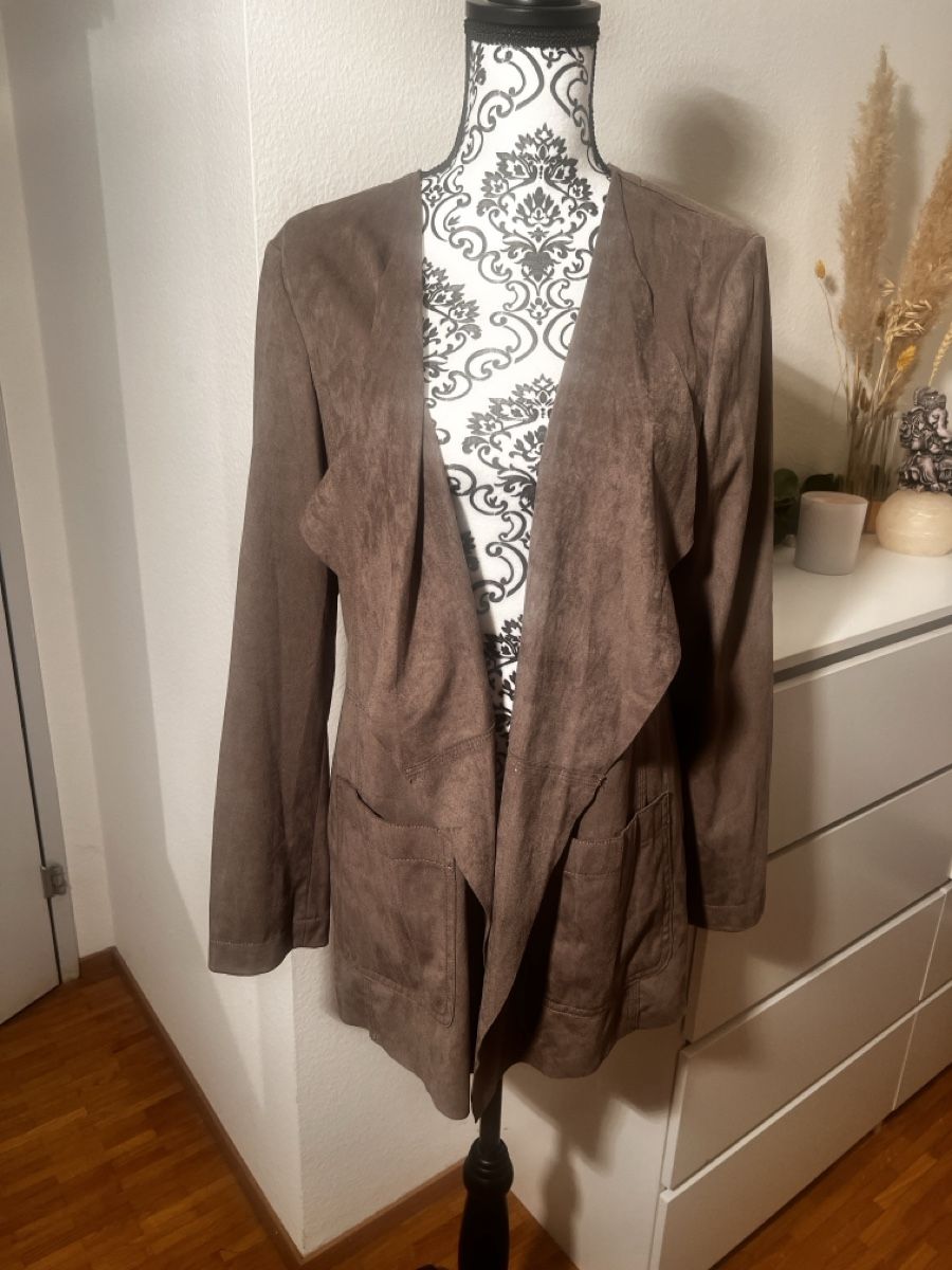 Jacken: Damen Blazer Kunstleder braun Grösse M – Neu (gemäss Beschreibung) aus Winterthur von tan_f66m