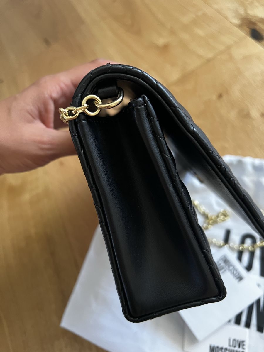 Moschino Sacs femmes: Handtasche – Neuf avec emballage d'origine à Wölflinswil par iam_g9gb 5