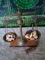 Wunderschöne antike Waage 1900-1920fürs Puppenhaus-Kaufladen