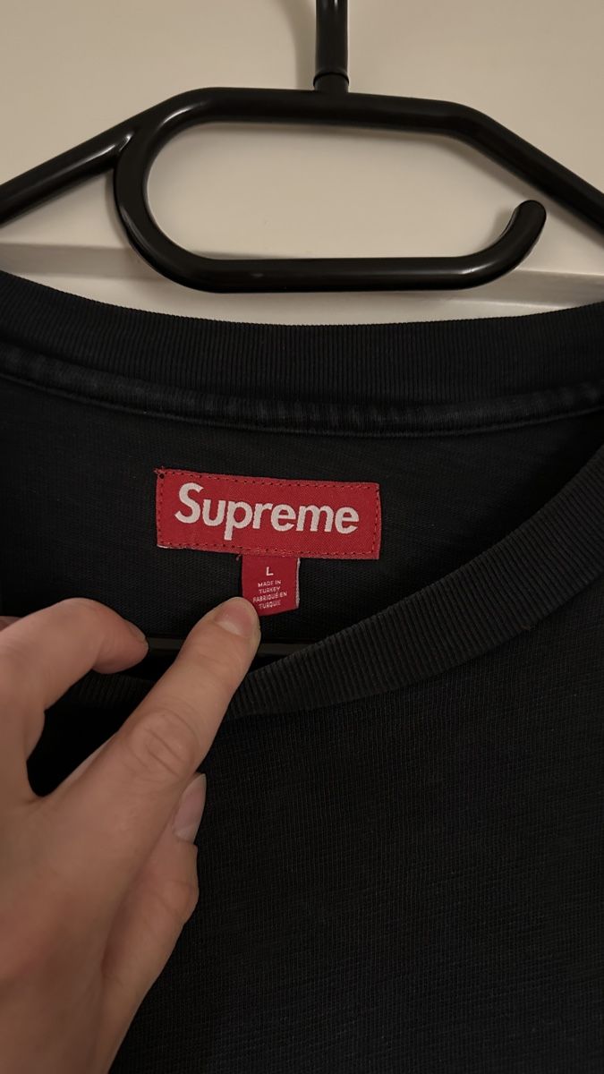 Supreme T-shirt: SUPREME TSHIRT – Usato da Basel venduto da ndeon 1
