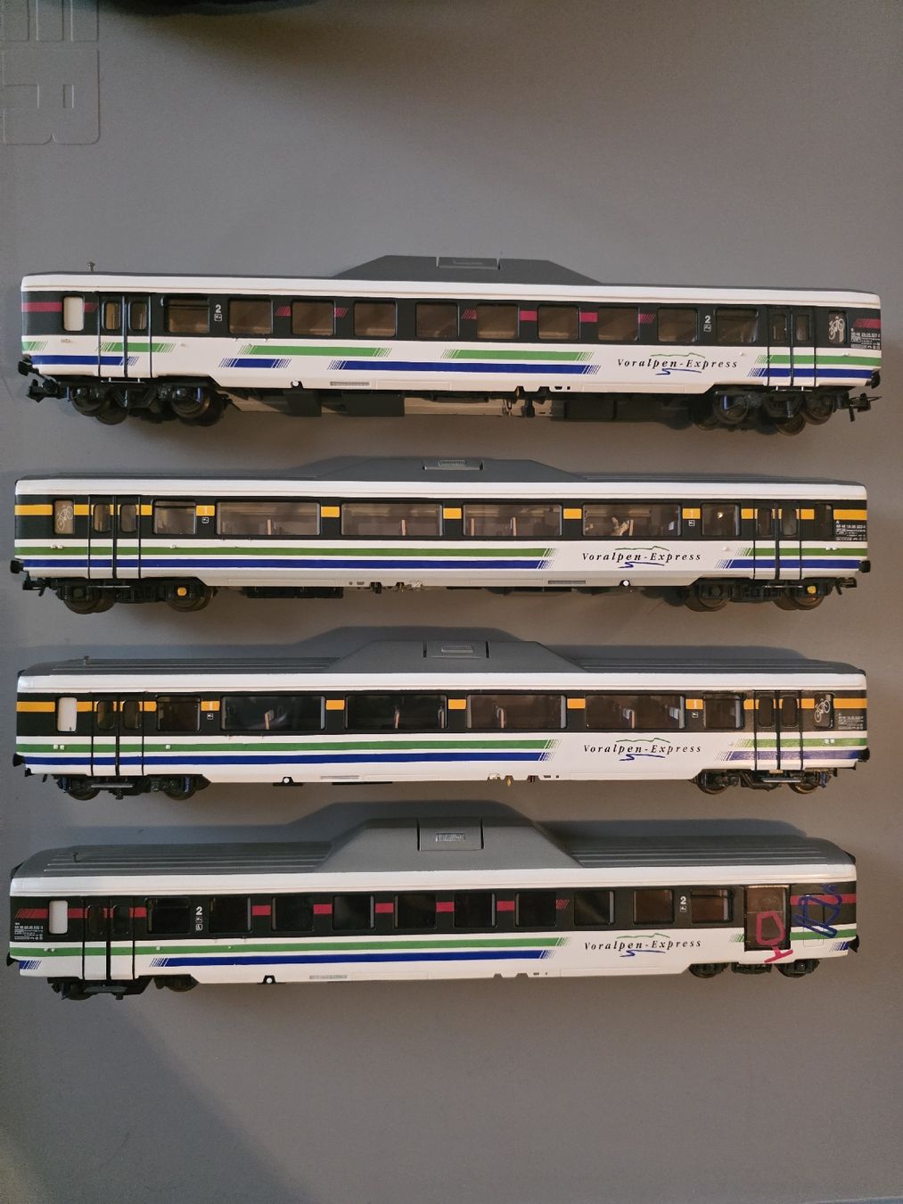 Wabu Modellini di ferrovie: H0 Wabu Voralpen Express 4stk – Nuovo (secondo la descrizione) da Müllheim Dorf venduto da Erdal12