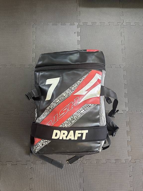 Naish Aquilone: Draft Kitesurf 7 mit Bar – Usato da Münchenstein venduto da Nuedeli17