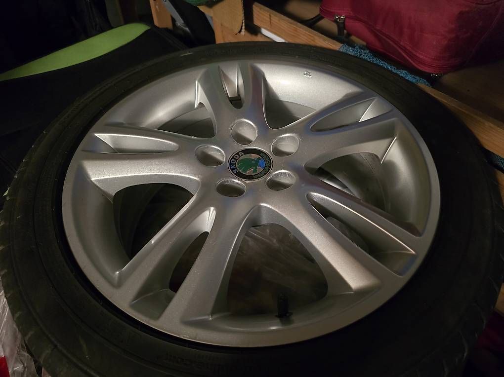 Cerchioni: Original Skoda Alufelgen 4 Stk. – Usato da Riniken venduto da Zipfile82