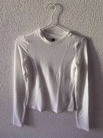 Kuschliger weisses Oberteil