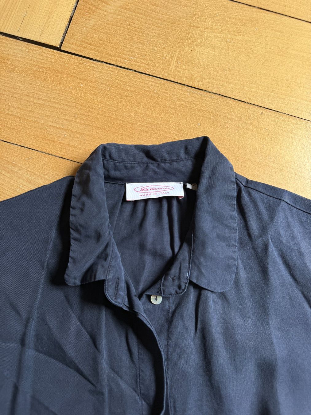 Vestiti: LA CAMICIA - Blusenkleid dunkelblau fliessend 38 – Usato da Zürich venduto da Diazaio 3