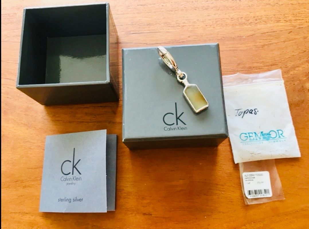 Calvin Klein Catenine: Calvin Klein .-Topas Kette Anhänge – Usato da Schaffhausen venduto da ceesax212 3