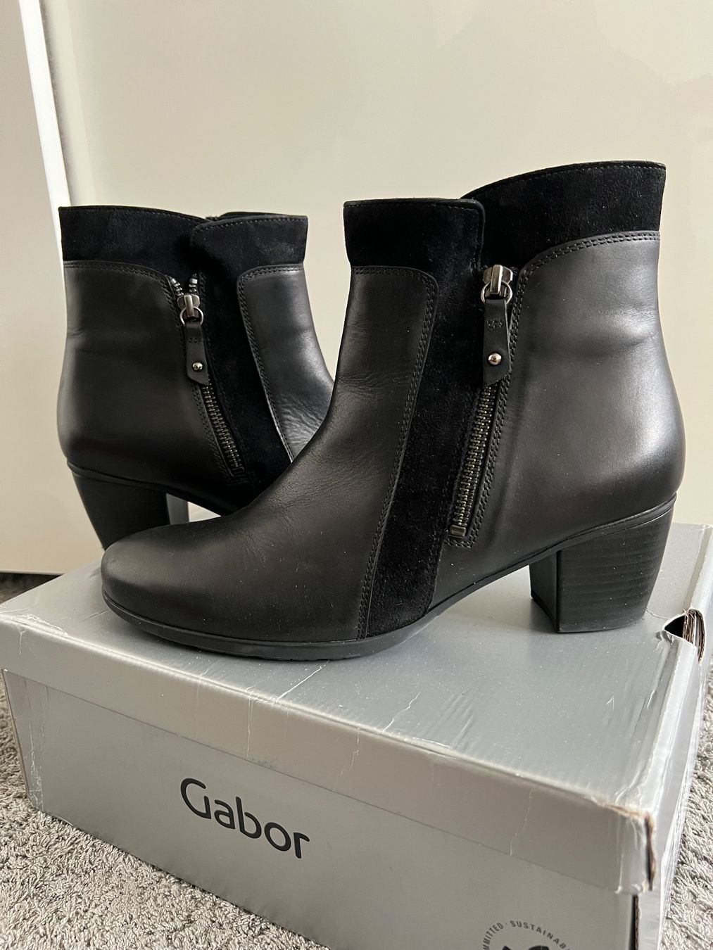 Gabor Scarpe da donna: Bottines Gabor noires en cuir 40 – Nuovo (secondo la descrizione) da Genève venduto da alfalfa 1