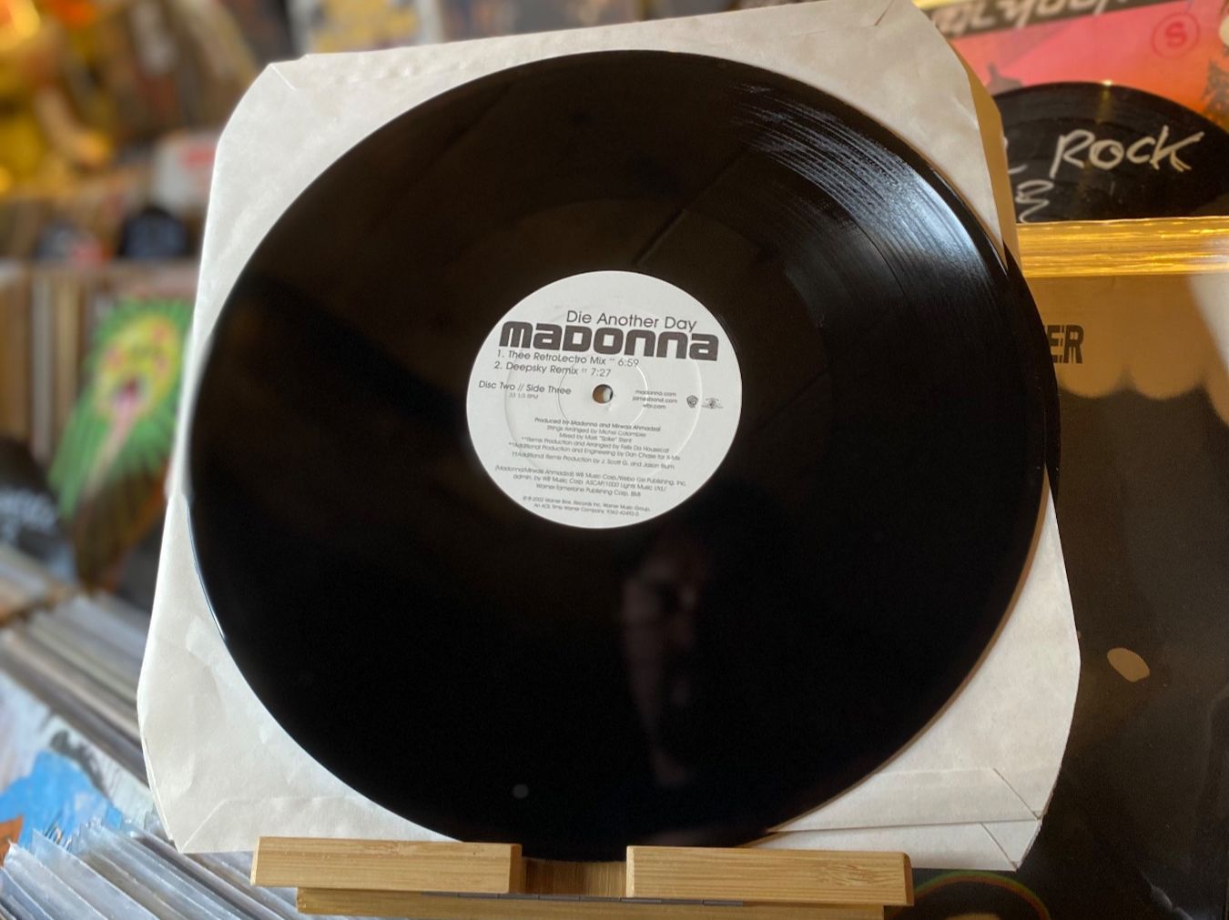 Dischi in vinile: MADONNA - DIE ANOTHER DAY...OG EU 2002....VG+/VG++ – Usato da Gals venduto da Diskopatshop 3