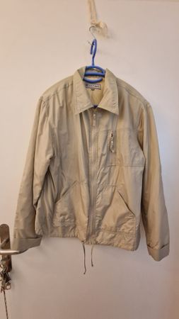 Leichte Frühlingsjacke von Jungler, Grösse L, Top Zustand!
