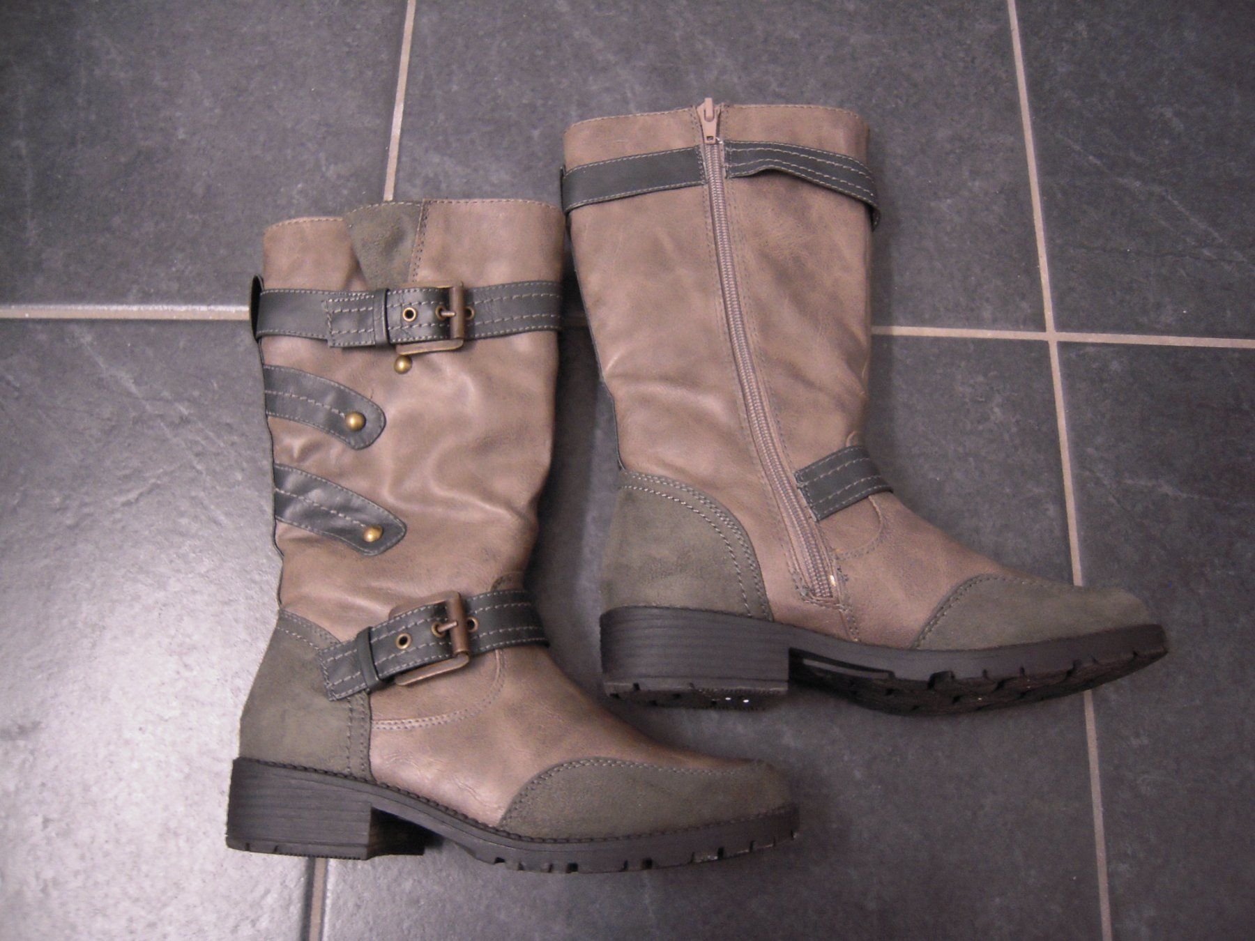 Scarpe per ragazze: Stiefel für Mädchen Gr 33 – Nuovo (secondo la descrizione) da Uzwil venduto da visions77 1
