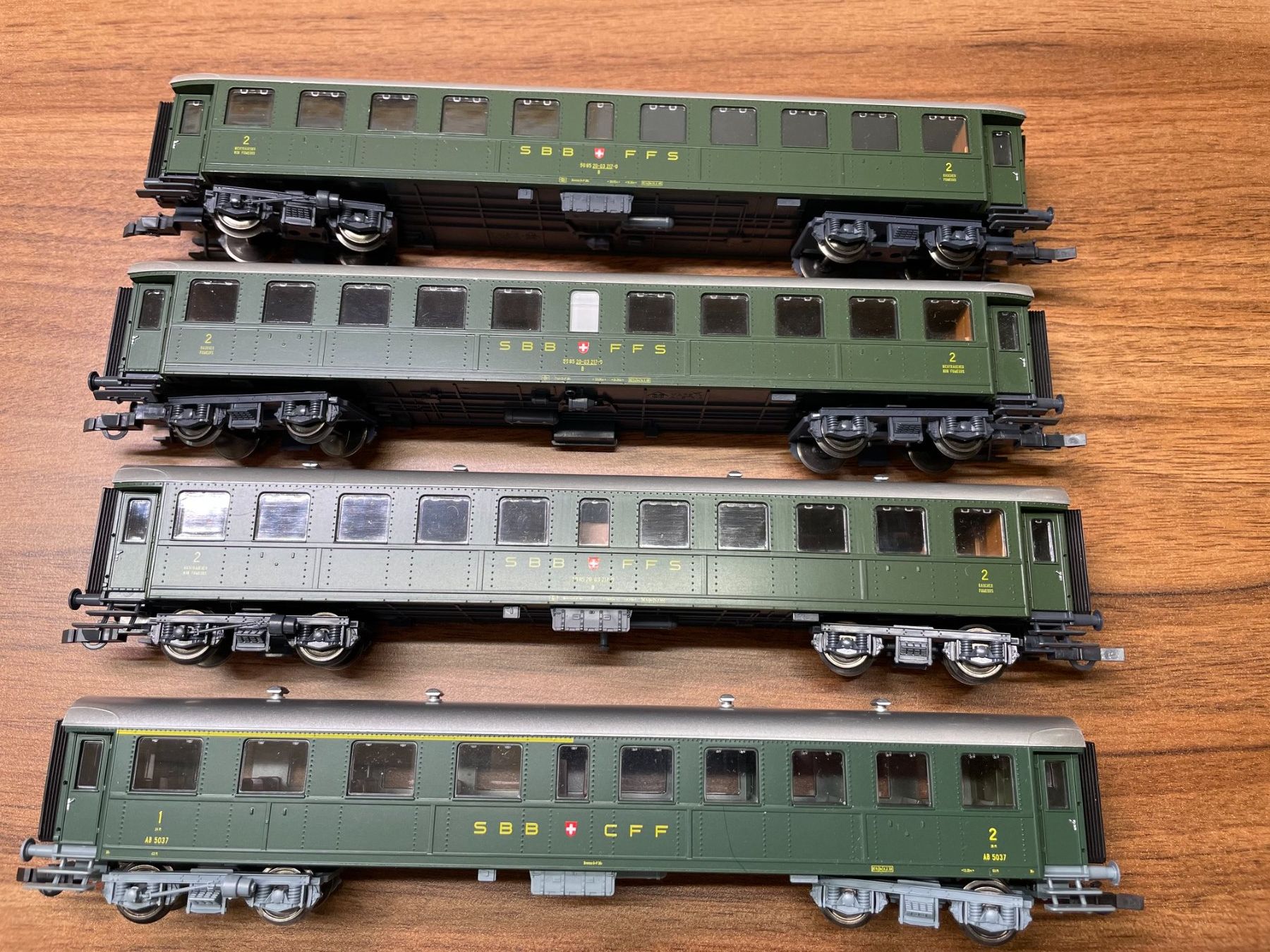 Roco Modellini di ferrovie: Roco 4x Stahlwagen der SBB in DC – Usato da Villmergen venduto da Mfritz
