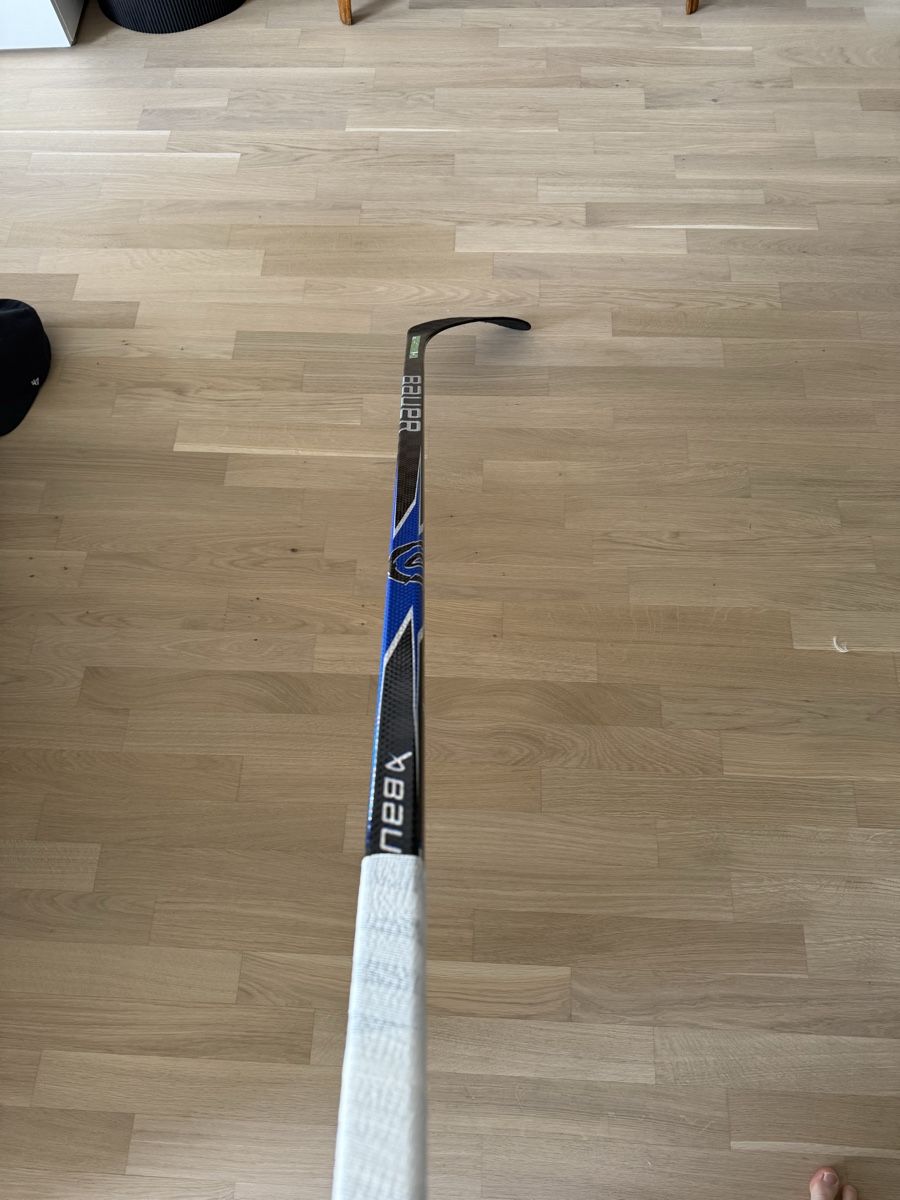 Bauer Bastoni & Pale: Bauer Proto 2 Custom Hockey sticks – Usato da Dübendorf venduto da dan_7mxl 2