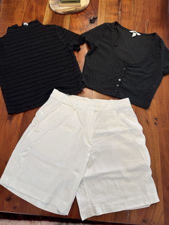 Sommer Set: Bluse Schwarz + Shorts Weiss, Grösse 38