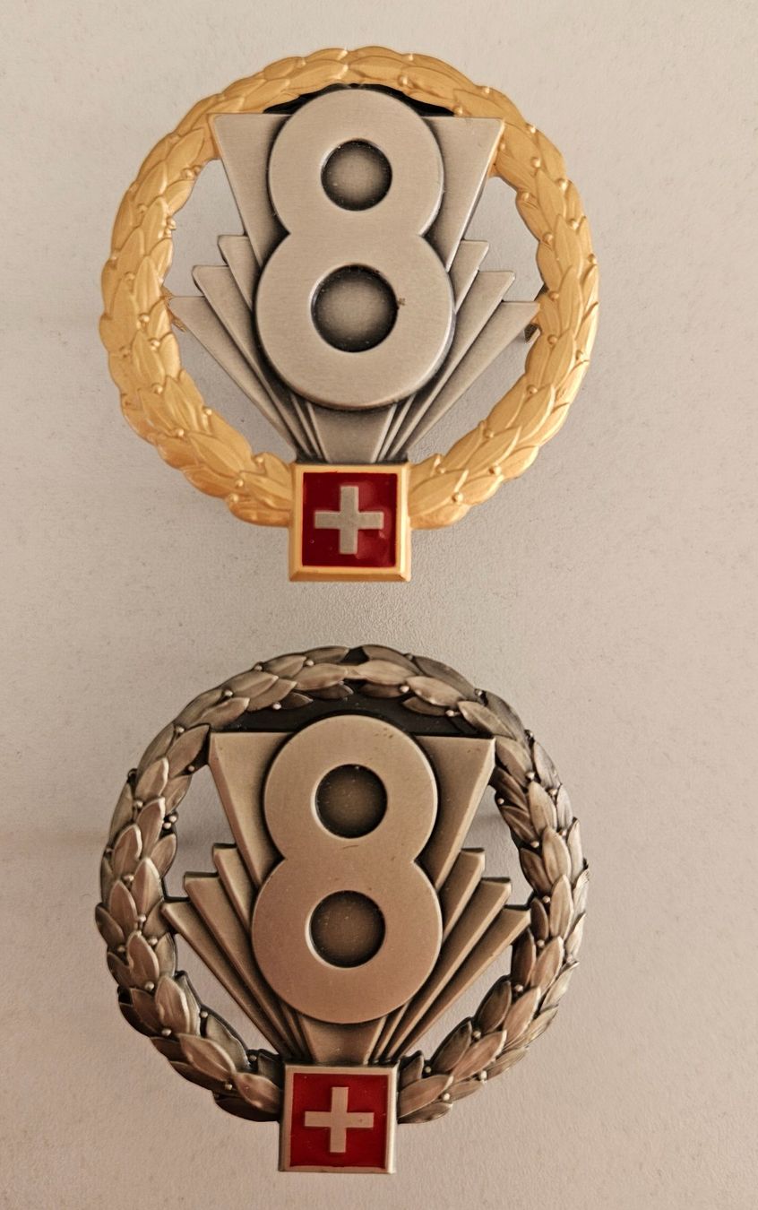 Schweizer Armee Placchette & Badge: Peret Emblem Schweizer Armee – Nuovo (secondo la descrizione) da Urdorf venduto da reg_q6nr