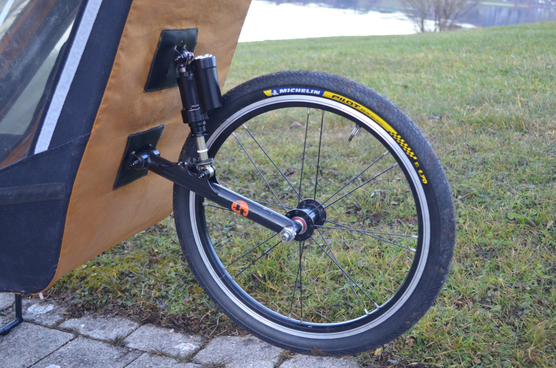 Tout Terrain Rimorchi: Tout-Terrain Singletrailer – Usato da Einsiedeln venduto da Bikegeek 2