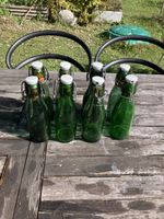 Lot de 8 bouteilles en verre vert avec bouchon mécanique