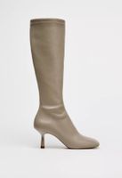 Zara Lederstiefel  In sehr gutem Zustand.