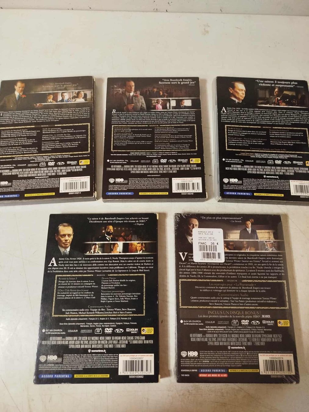 Tutti i DVDs: DVD Boardwalk Empire  Saison 1-5 – Usato da La Chaux-de-Fonds venduto da Emmaus2300CDF 2