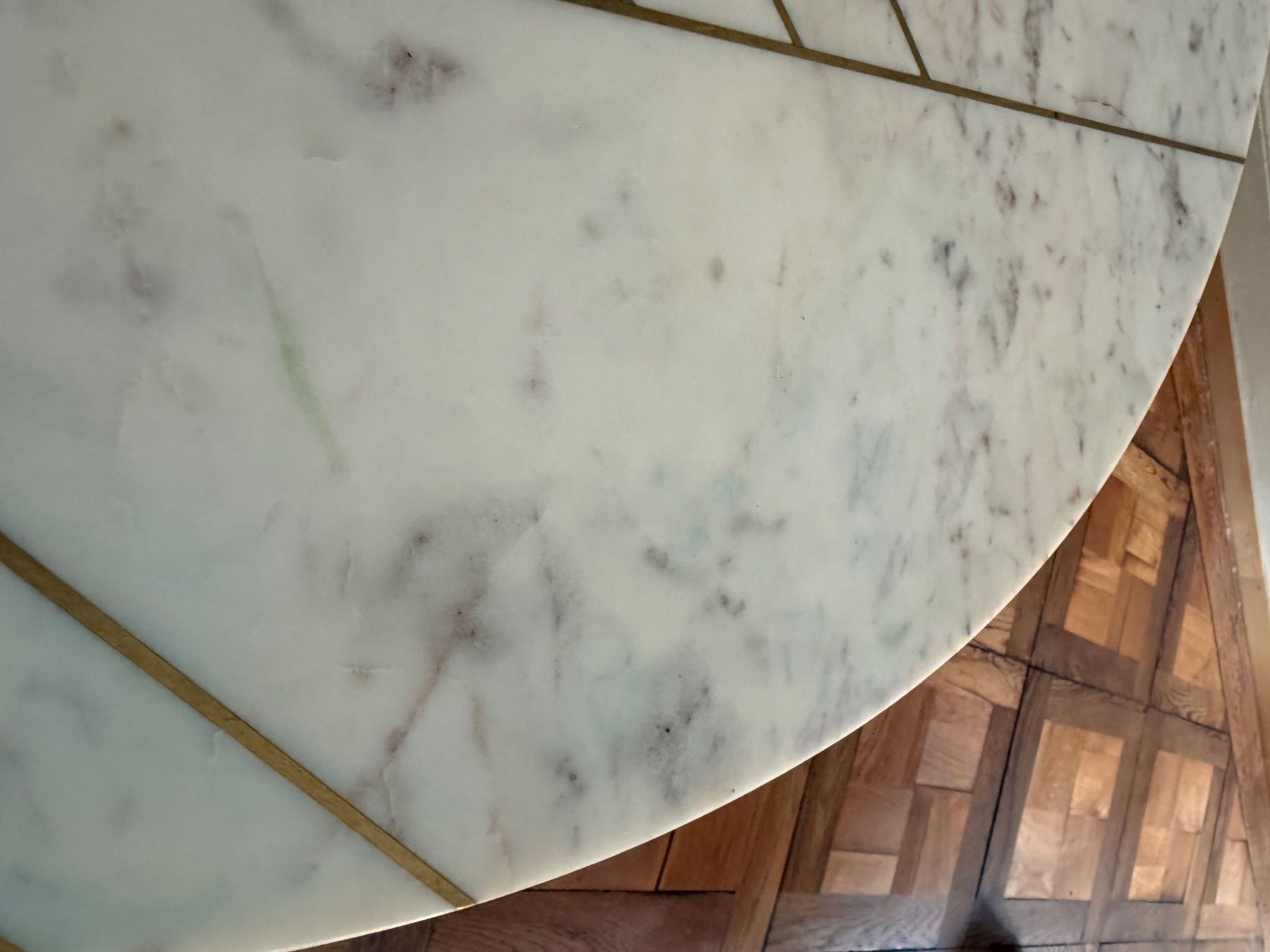Tavoli: Runder Tisch Wohnzimmer – Usato da ZÜRICH venduto da Soraone1 2