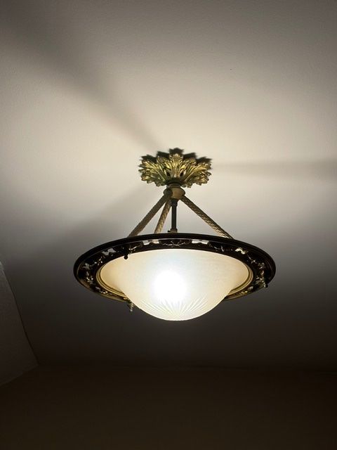 Kronleuchter & Deckenlampen: Diverse (antike) Lampen – Gebraucht aus Zollikerberg von bat_6hs5 4
