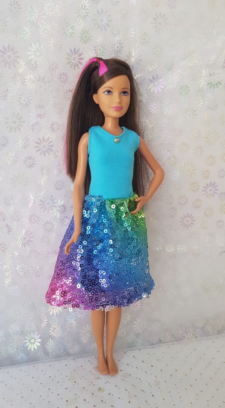 Puppen: Barbie Kleid für Skipper Barbieschwester – Neu (gemäss Beschreibung) aus Lachen SZ von Sakura4hime 2