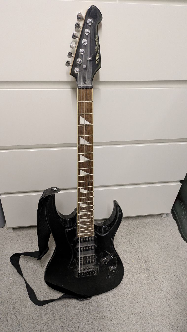 Instruments de musique: E-Gitarre – D'occasion à Regensdorf par JREGEB 2