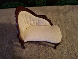 Wunderschönes Puppenstuben Stilsofa aus Holz-Stoff, neu