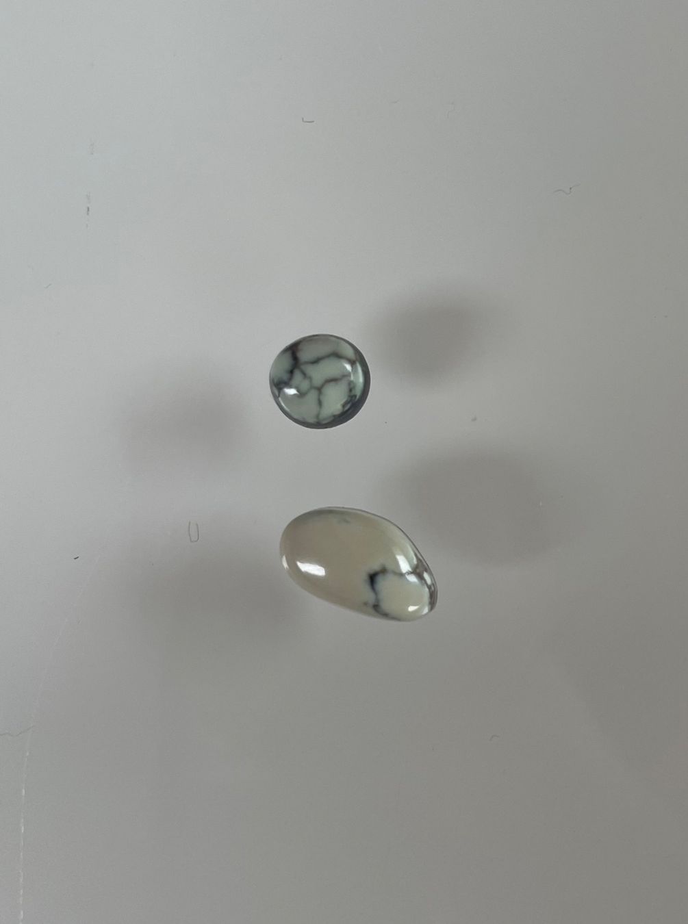 Pietre preziose: Variszite 2 x unikate Cabochons. Schmuck – Nuovo e nell'imballaggio originale da Leuggern venduto da gemshow 9
