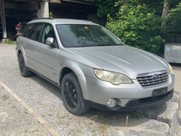 Subaru Outback 2.5 Benziner Handschalter mit Unter - setzung