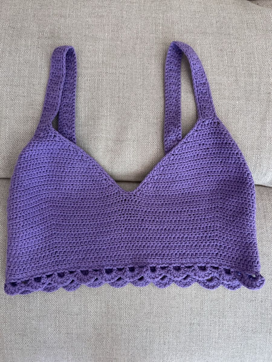 Top: Purple Crochet Set: Top, Vest & Bottoms – Usato da Goldau venduto da Kseniya123 2